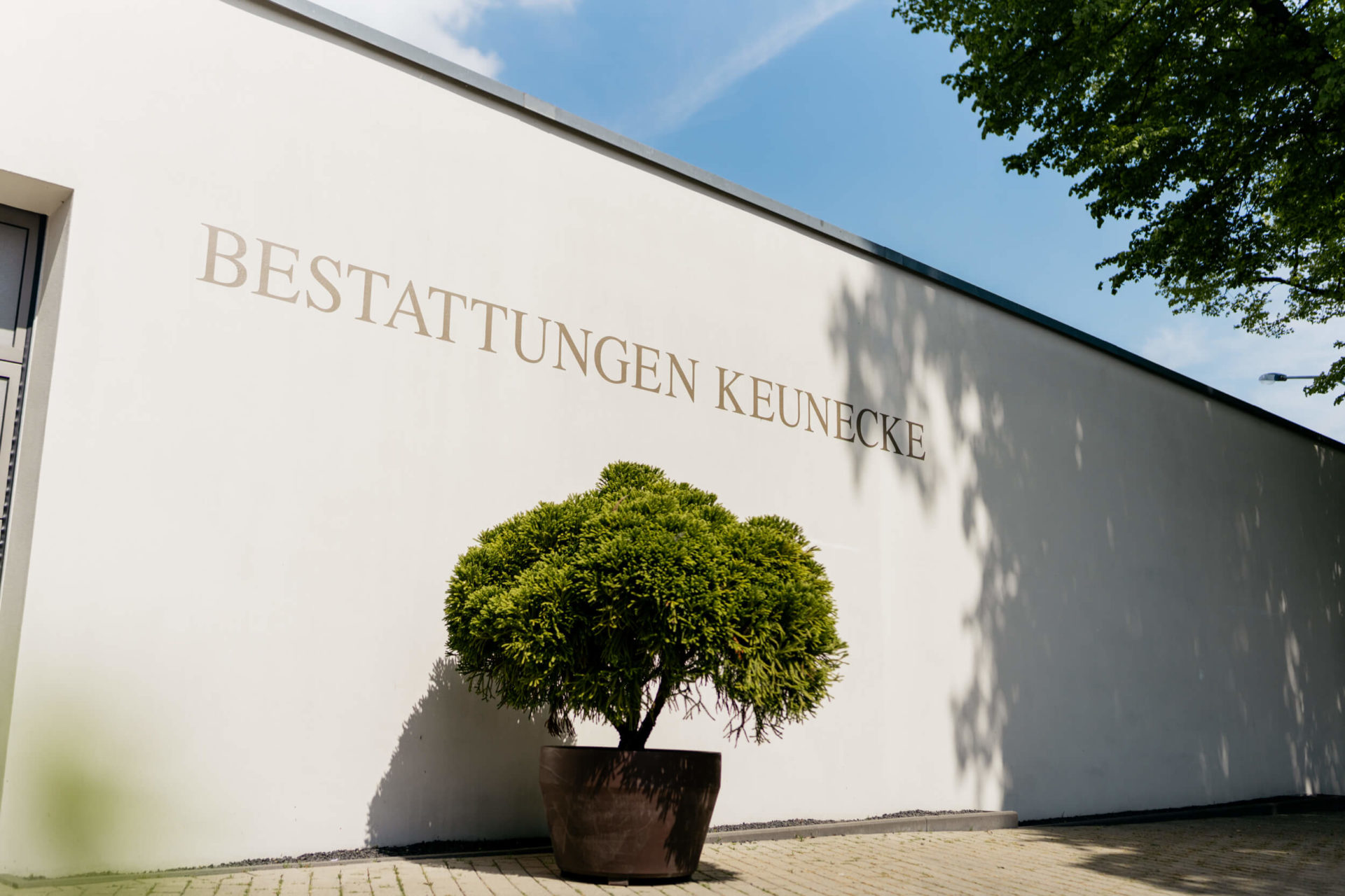 Gasthaus Kamp, Bestattungen Keunecke Wesel – Bild 9